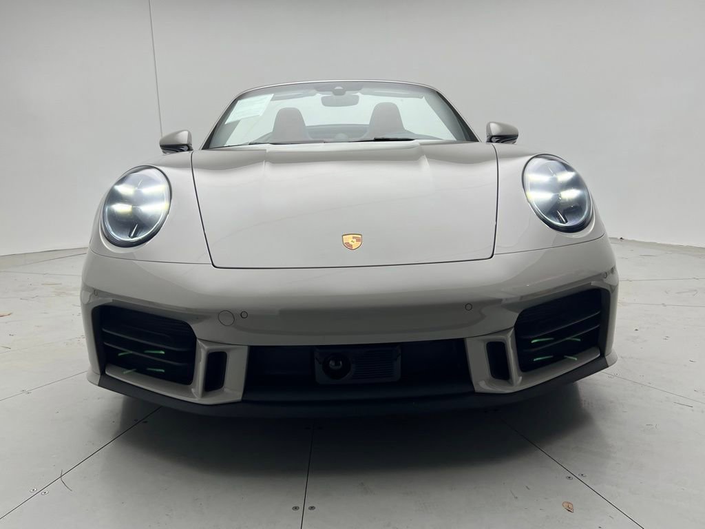 Certified 2025 Porsche 911 Carrera RWD image 34