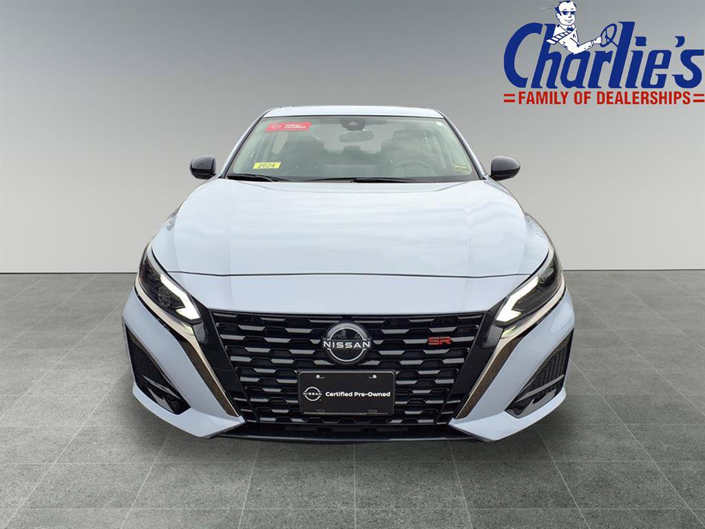 Certified 2024 Nissan Altima 2.0 SR FWD image 2