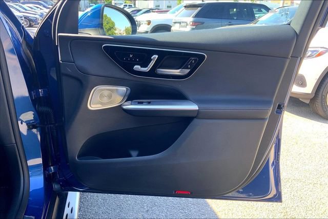 Used 2026 Mercedes-Benz GLC 300 4MATIC image 19