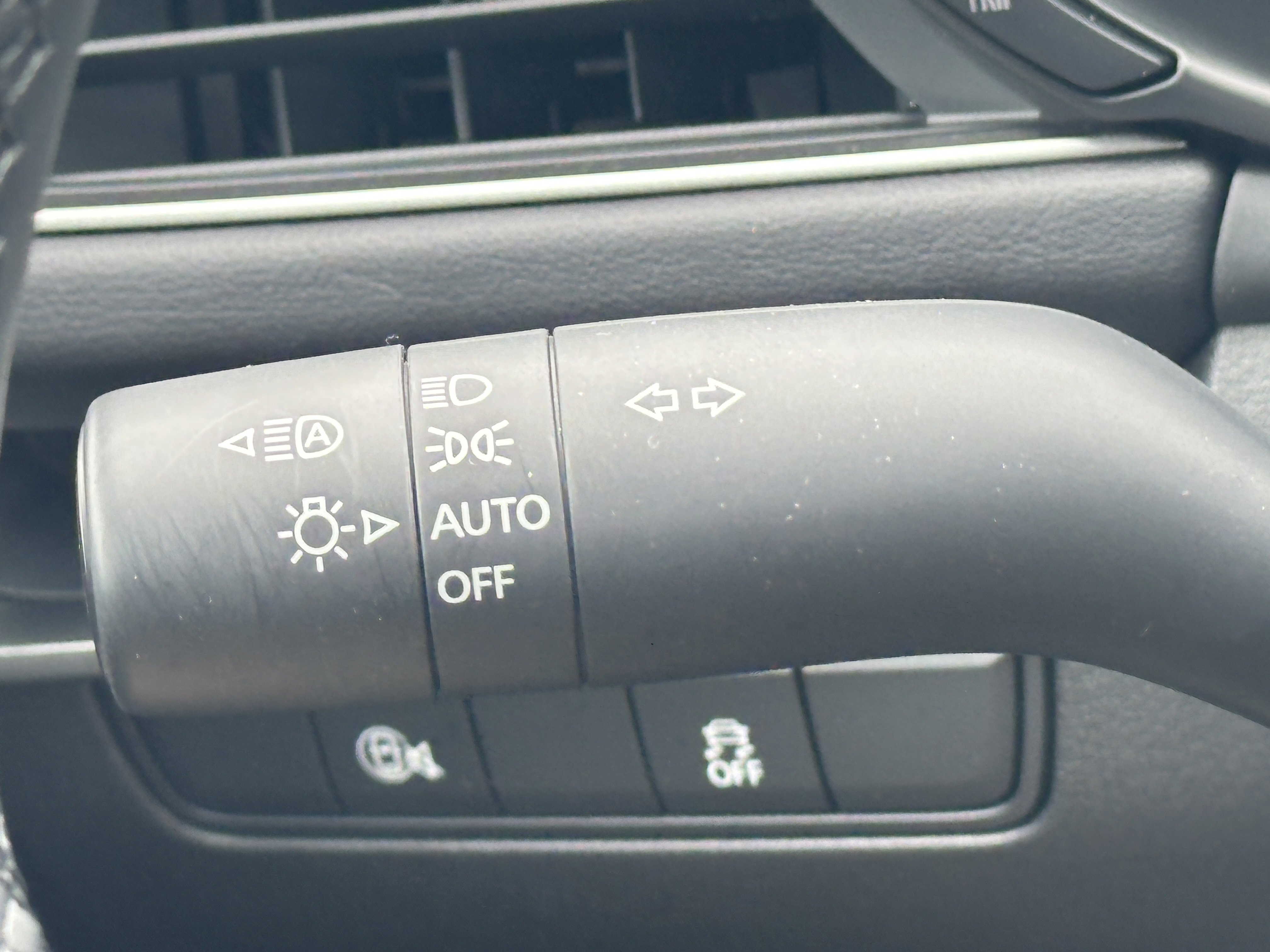 Used 2026 MAZDA MAZDA3 2.5 S Preferred image 28