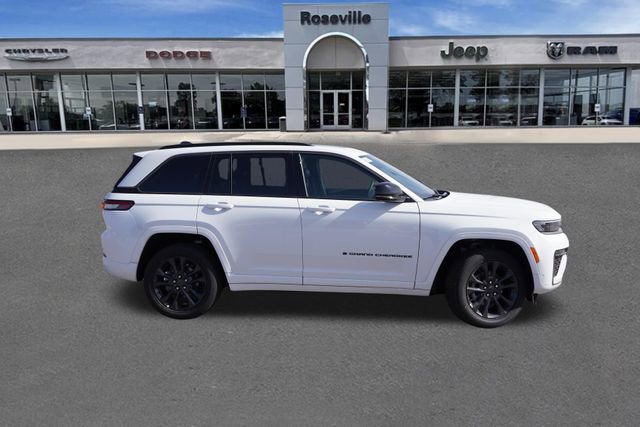 New 2026 Jeep Grand Cherokee Limited AWD/4WD image 3
