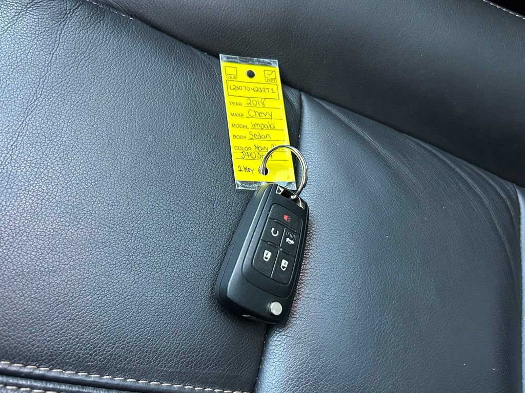 Used 2018 Chevrolet Impala LT w/ Sunroof and Spoiler Package FWD image 43