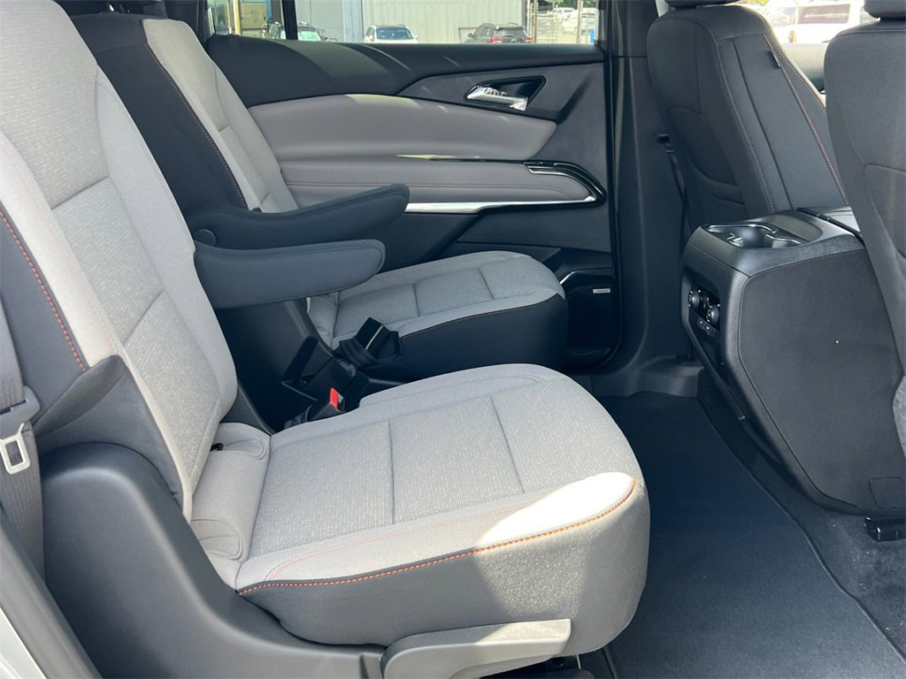New 2026 Chevrolet Traverse LT w/ Enhanced Driving Package image 11