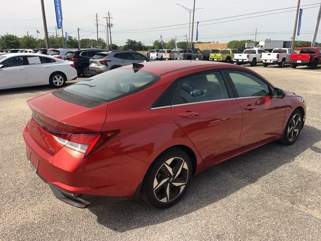 Used 2022 Hyundai Elantra Limited FWD image 10