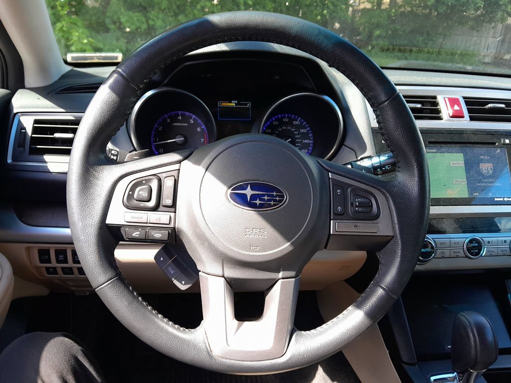Used 2015 Subaru Outback 3.6R Limited AWD/4WD image 17
