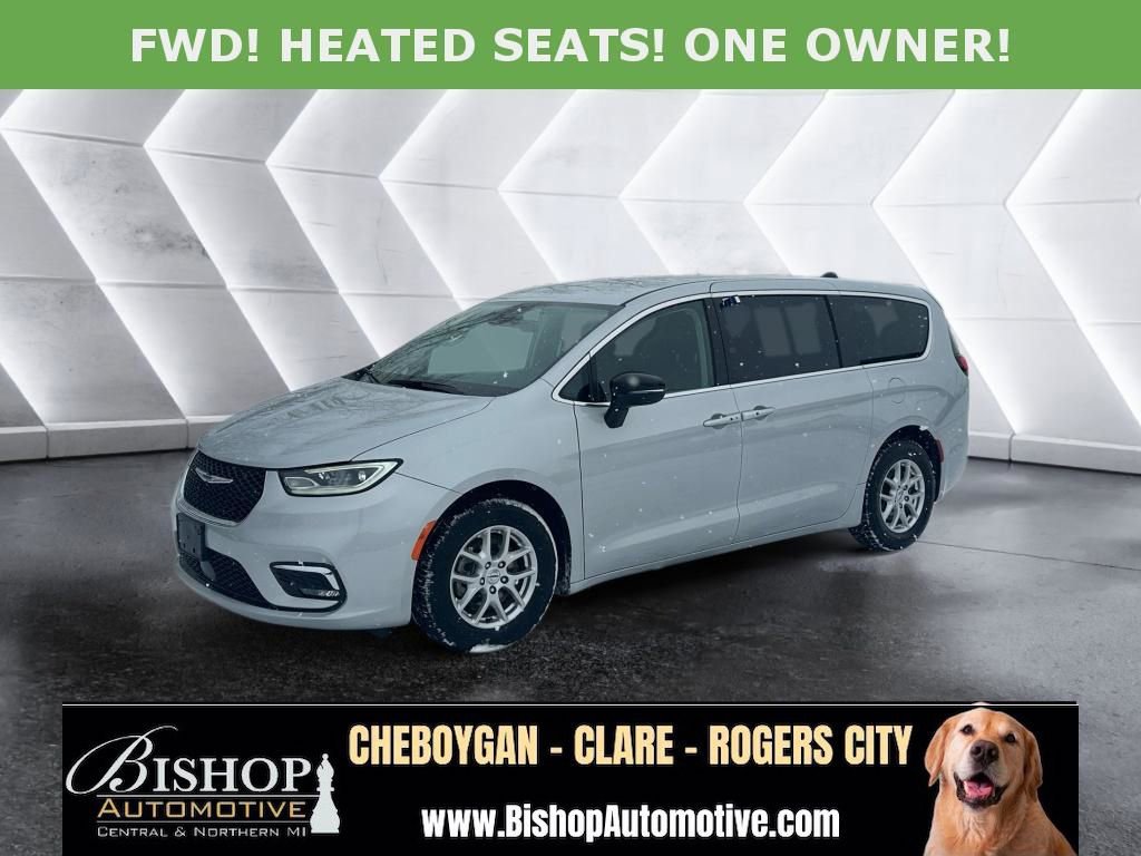 Used 2024 Chrysler Pacifica Touring-L
