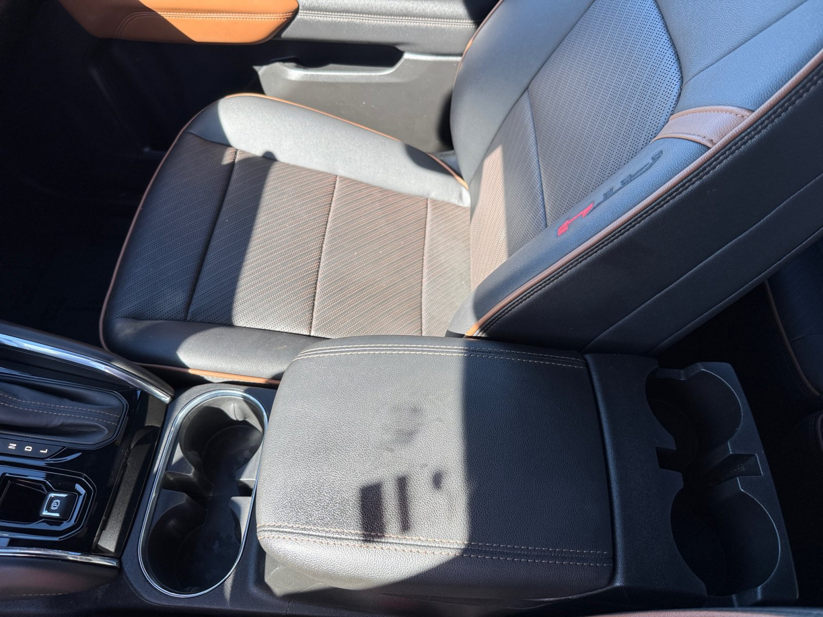 Used 2023 GMC Canyon AT4 w/ AT4 Premium Package AWD/4WD image 14