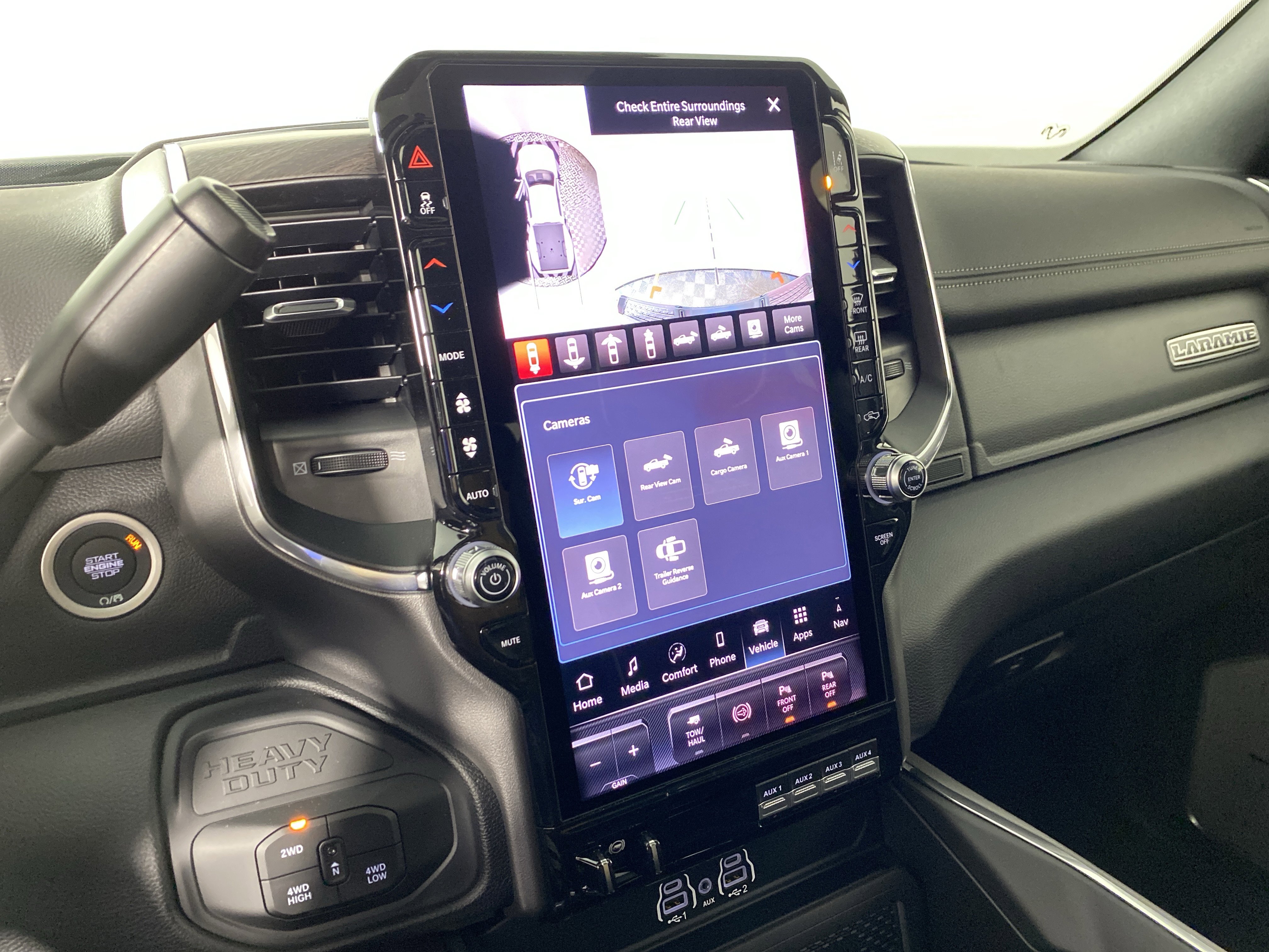 New 2026 RAM 3500 Laramie AWD/4WD image 12
