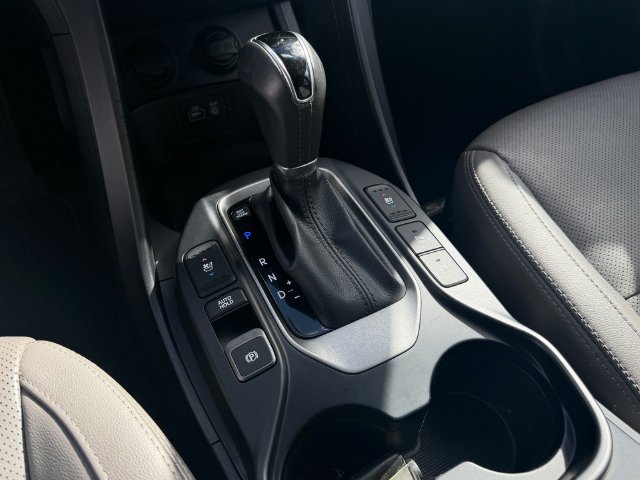 Used 2018 Hyundai Santa Fe Limited FWD image 21