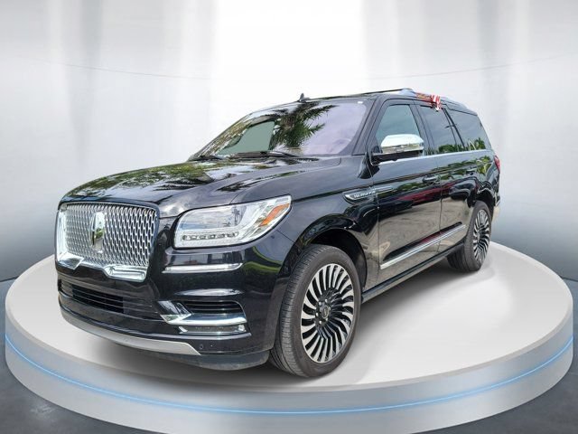 Used 2020 Lincoln Navigator Black Label w/ Cargo Convenience Package AWD/4WD image 2