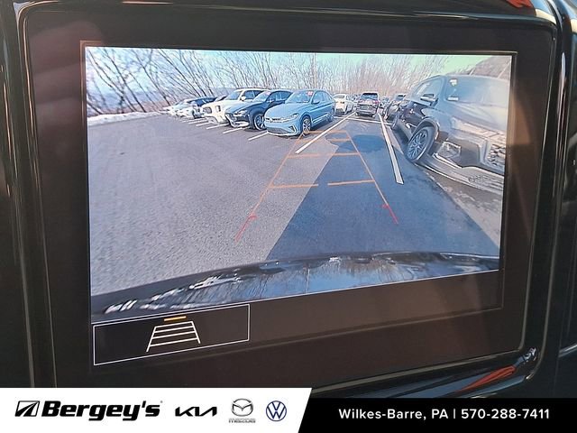 Used 2020 Chevrolet Traverse LT w/ LPO, Floor Liner Package image 20