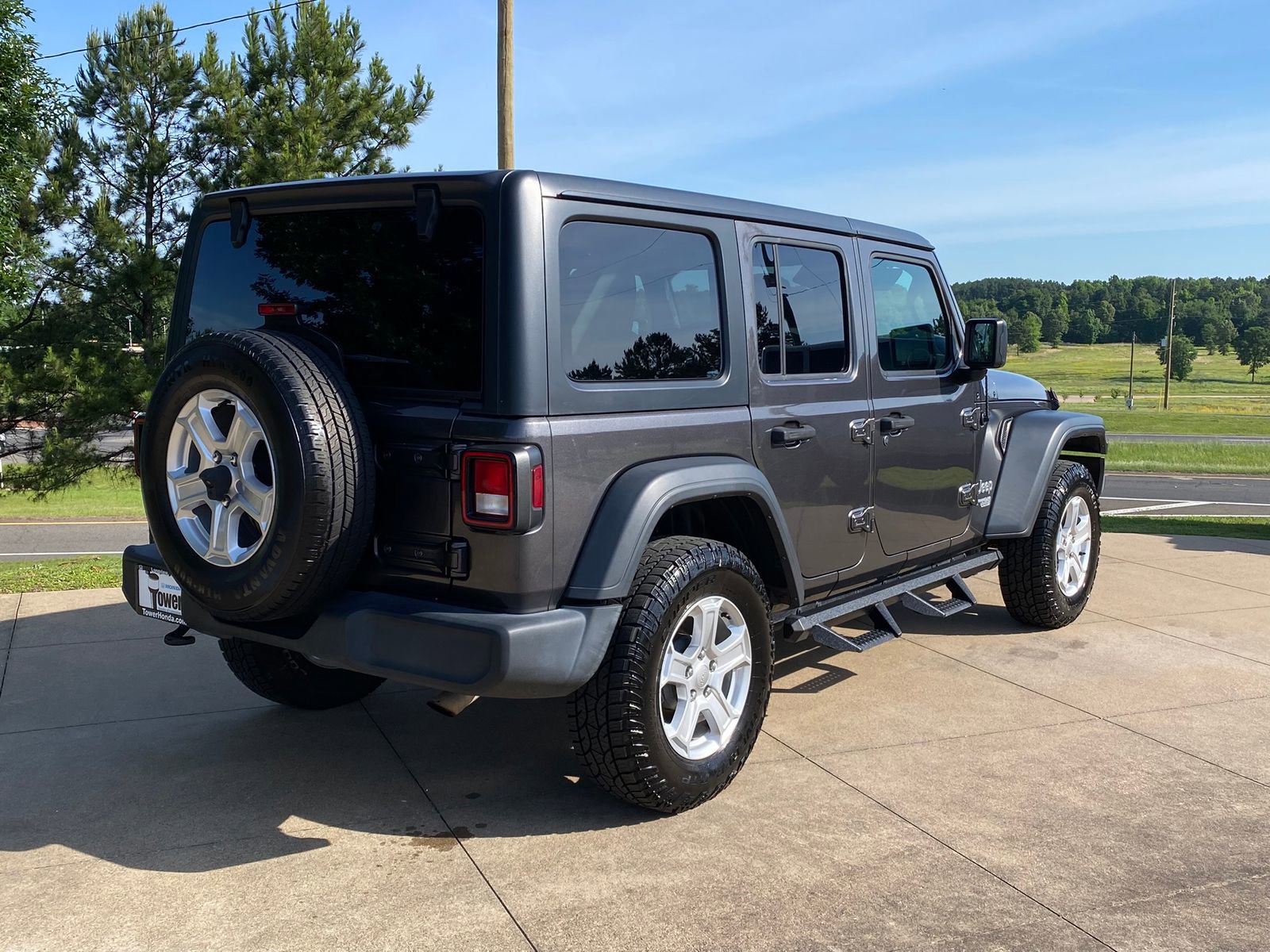 Used 2020 Jeep Wrangler Unlimited Sport S AWD/4WD image 6