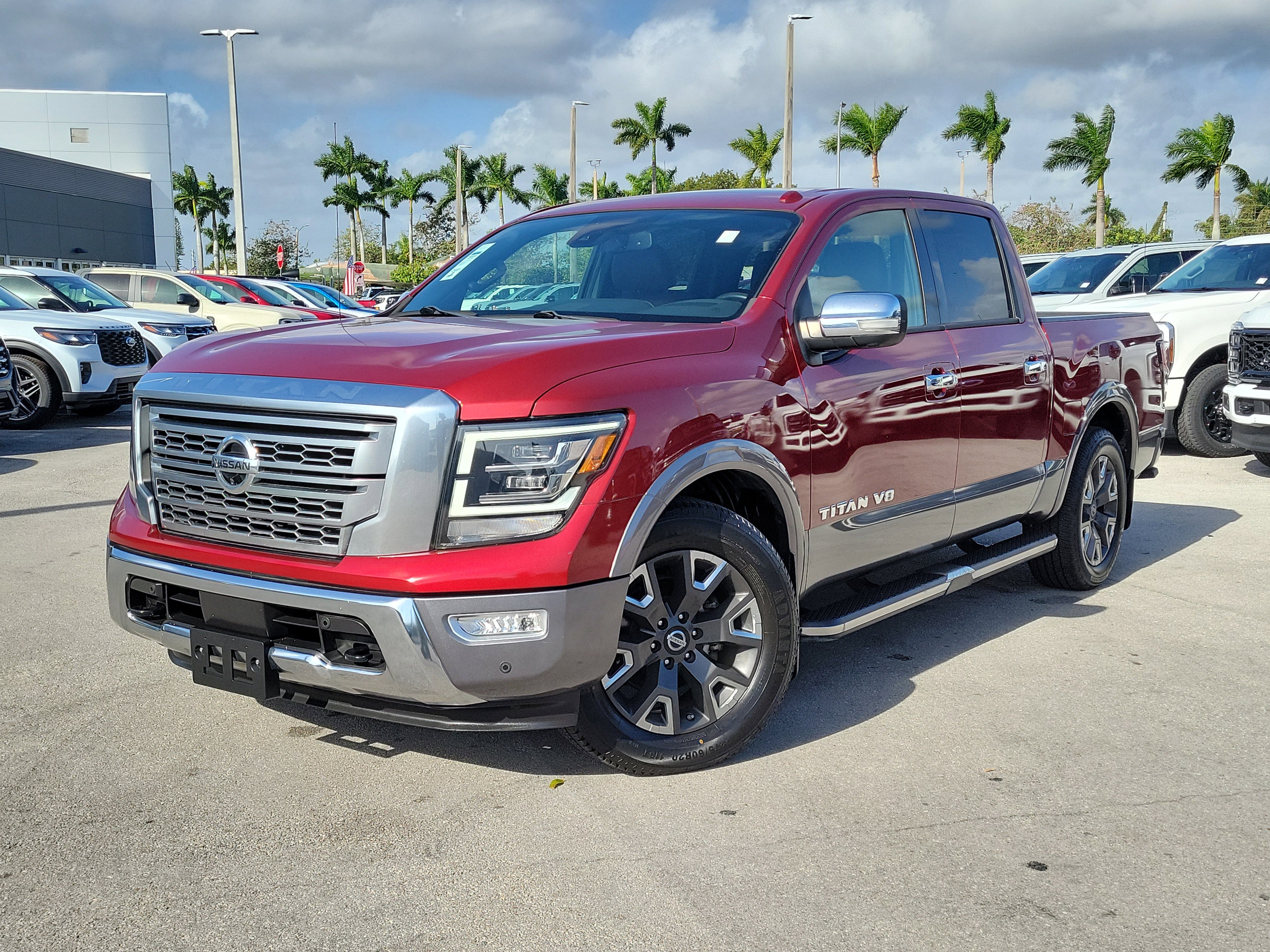 Used 2020 Nissan Titan Platinum Reserve w/ Moonroof Package image 33