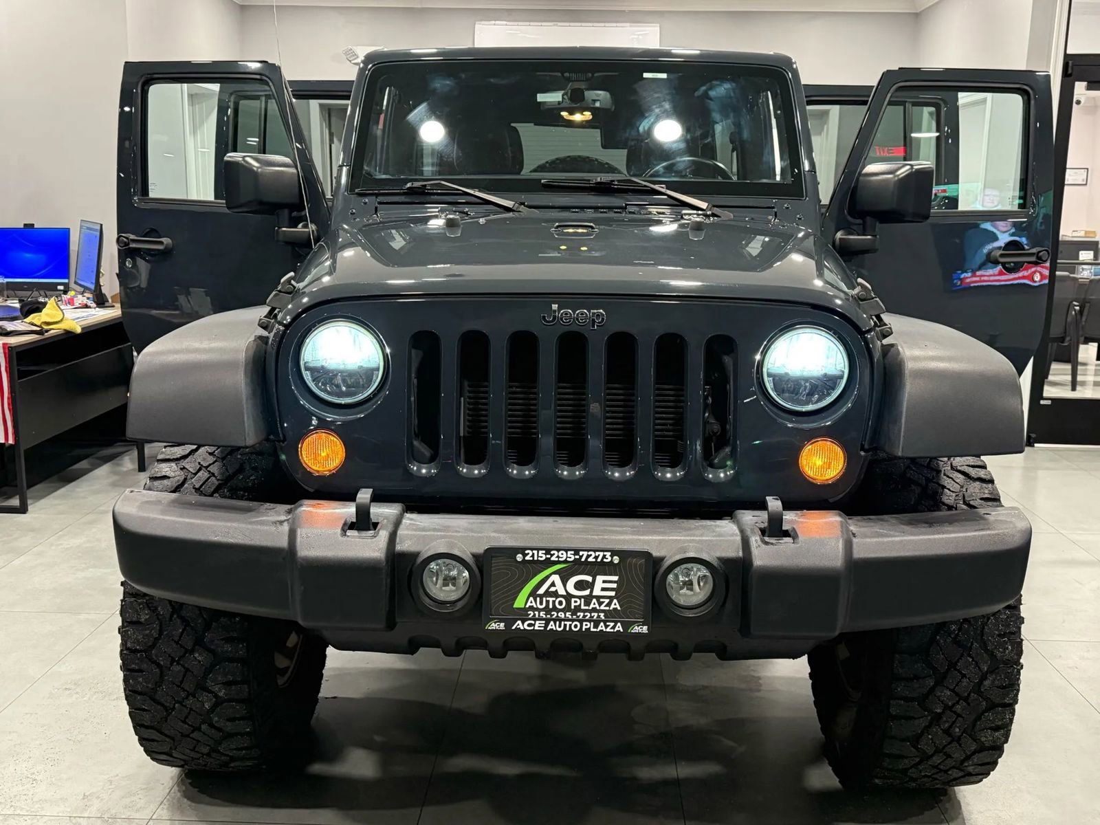 Used 2017 Jeep Wrangler Unlimited Sport w/ Quick Order Package 24S image 6