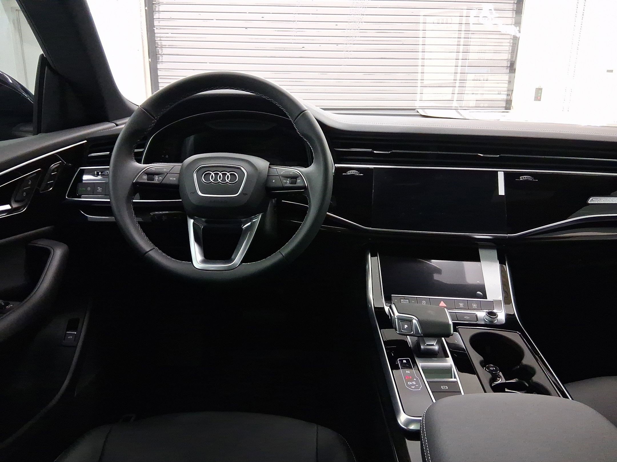 New 2025 Audi Q8 Premium image 4