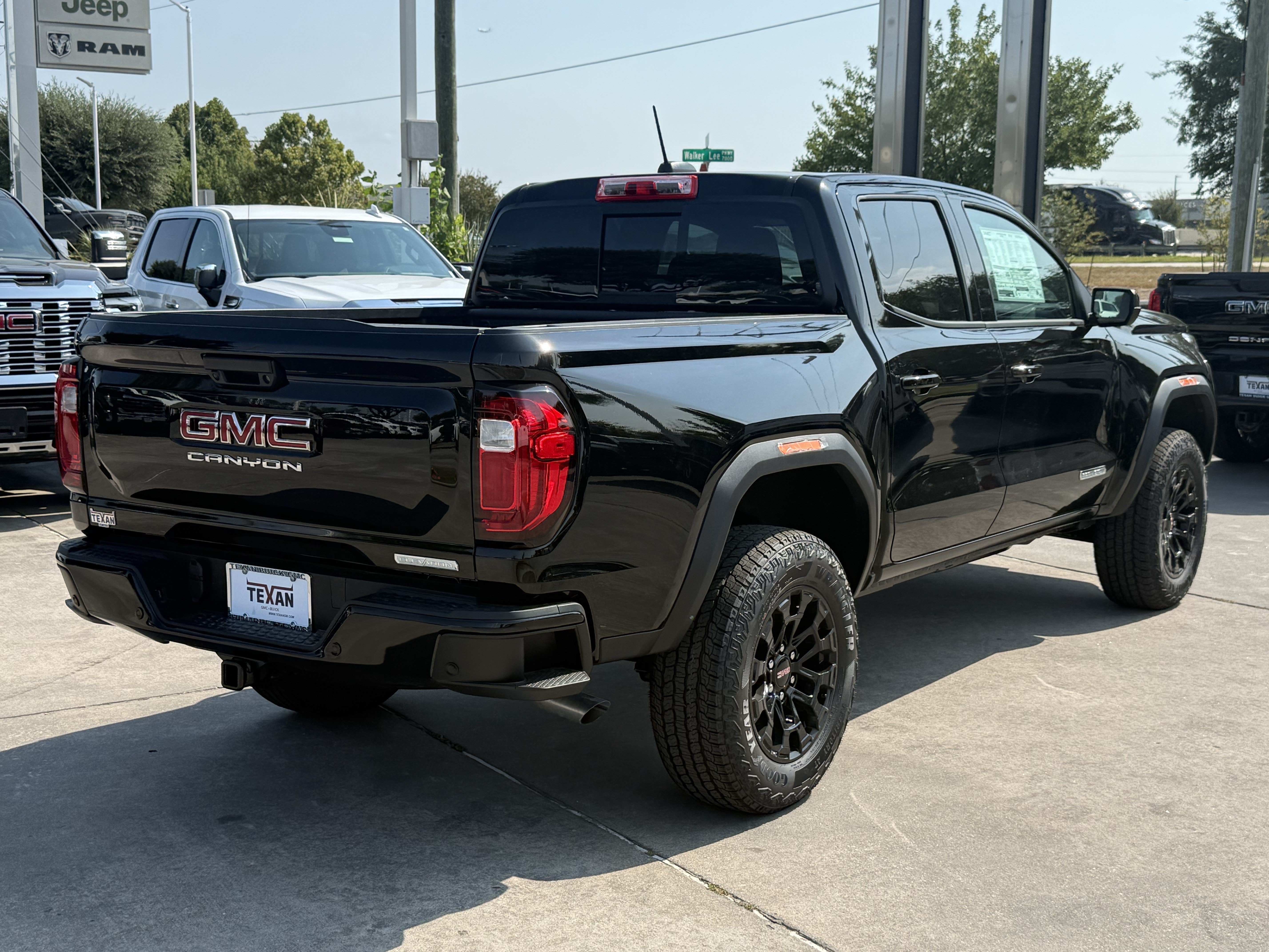 New 2026 GMC Canyon Elevation w/ Convenience Package RWD image 5