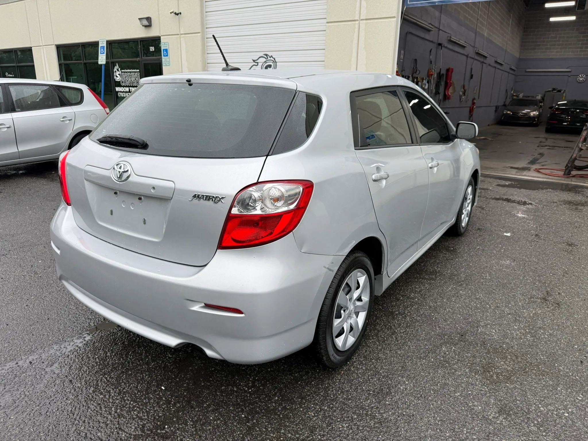 Used 2013 Toyota Matrix S FWD image 12