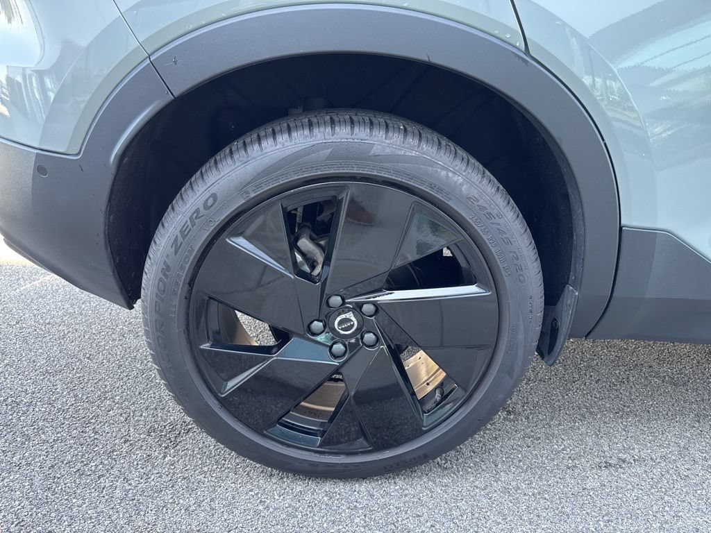 Certified 2026 Volvo XC40 B5 Ultra w/ Climate Package AWD/4WD image 22