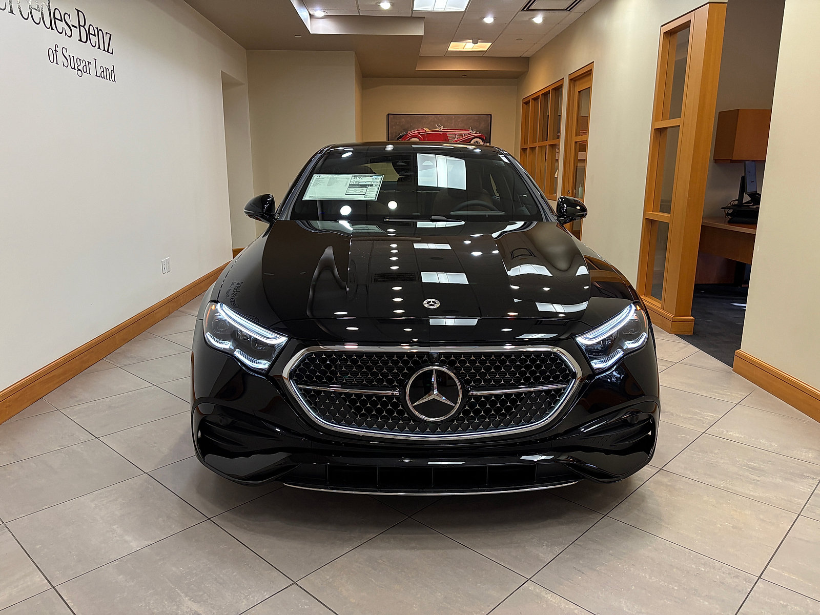 New 2027 Mercedes-Benz E 450 4MATIC Sedan image 2