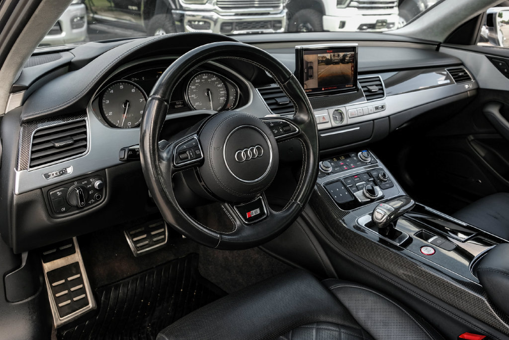 Used 2016 Audi S8 w/ Driver Assistance Package AWD/4WD image 10
