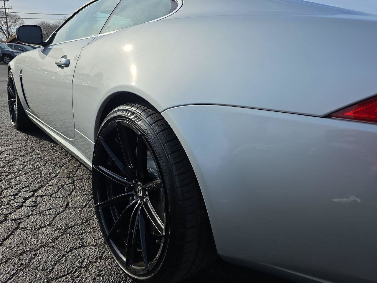 Used 2010 Jaguar XKR R RWD image 33