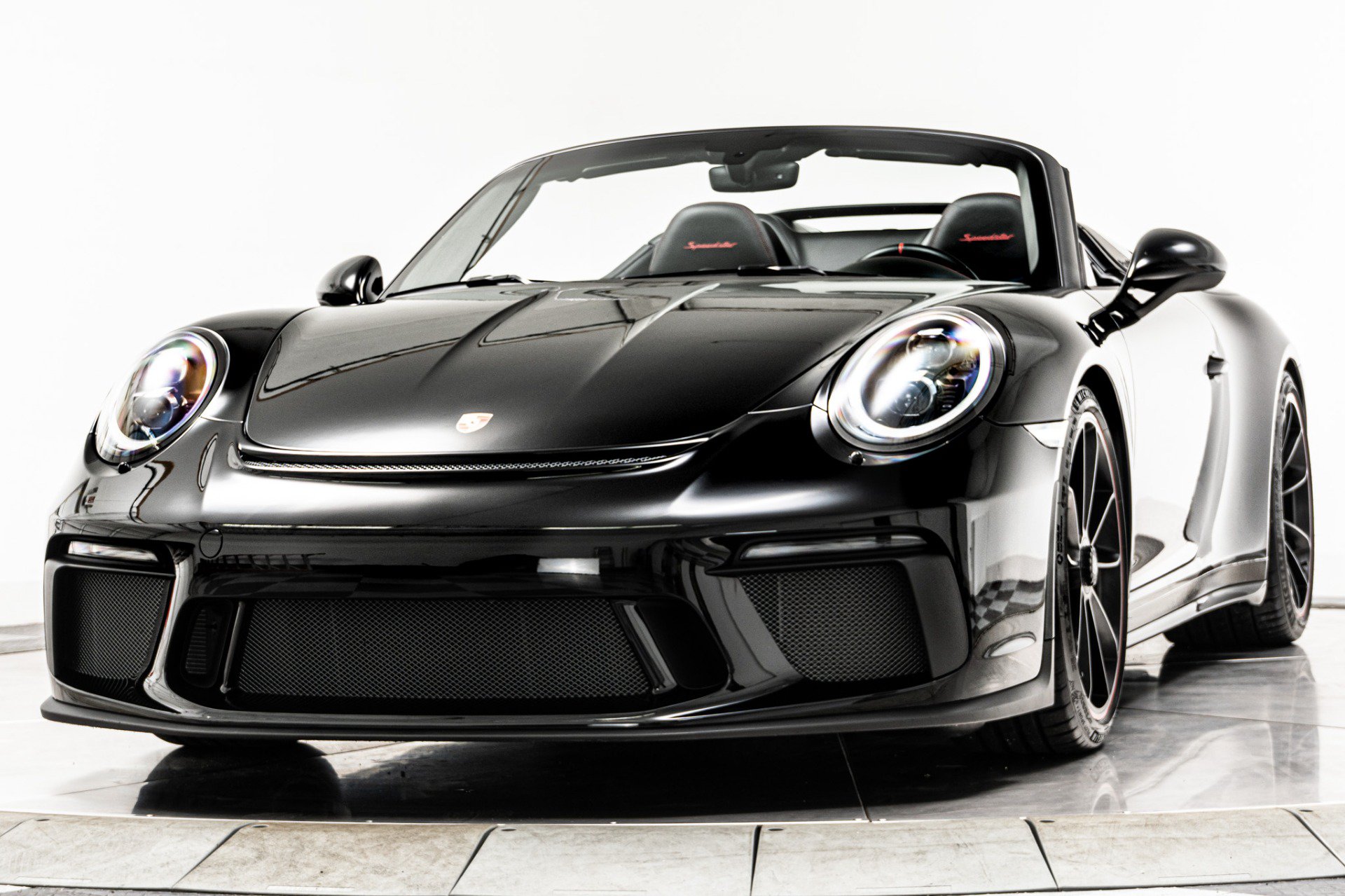 Used 2019 Porsche 911 Speedster RWD image 5
