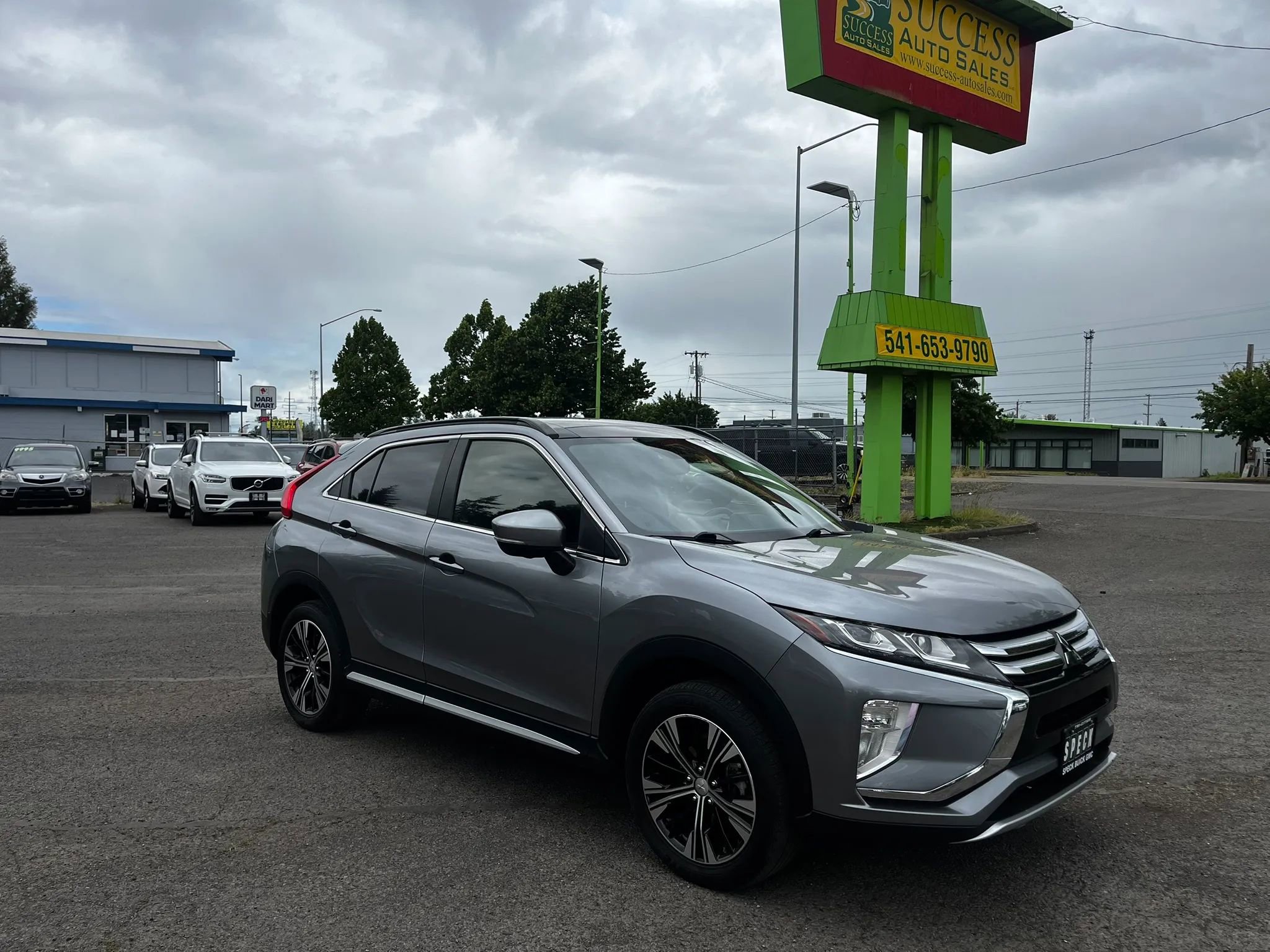 Used 2019 Mitsubishi Eclipse Cross SEL AWD/4WD image 1