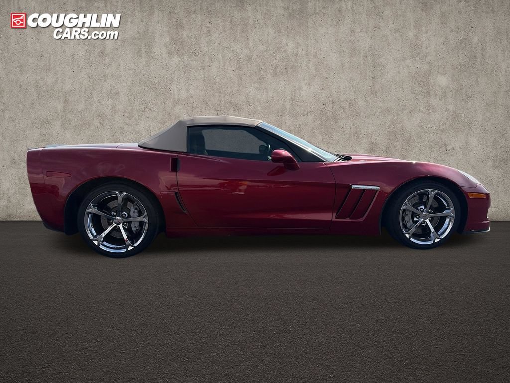 Used 2013 Chevrolet Corvette Grand Sport w/ 3LT Preferred Equipment Group RWD image 9