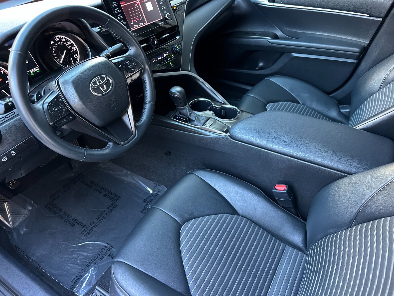 Used 2024 Toyota Camry SE w/ Convenience Package FWD image 9