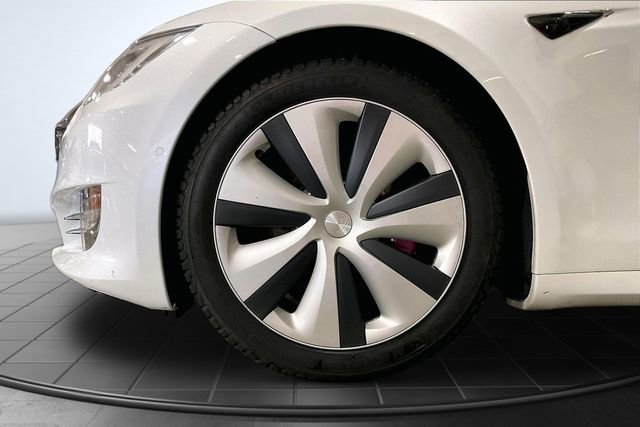 Used 2020 Tesla Model S Performance image 10