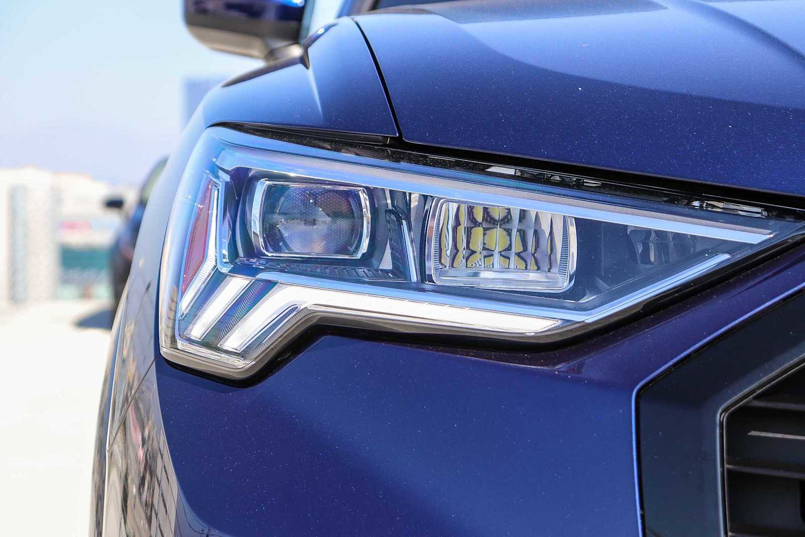 Used 2025 Audi Q3 2.0T Premium w/ Convenience Package image 6