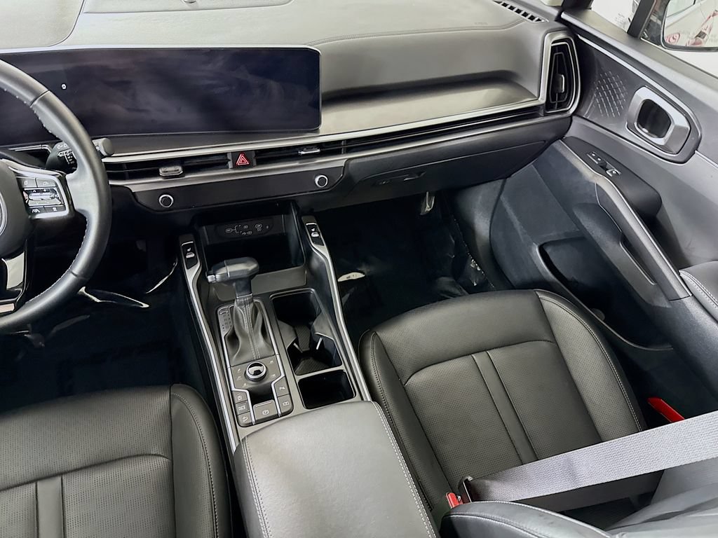 Used 2025 Kia Sorento S AWD/4WD image 26