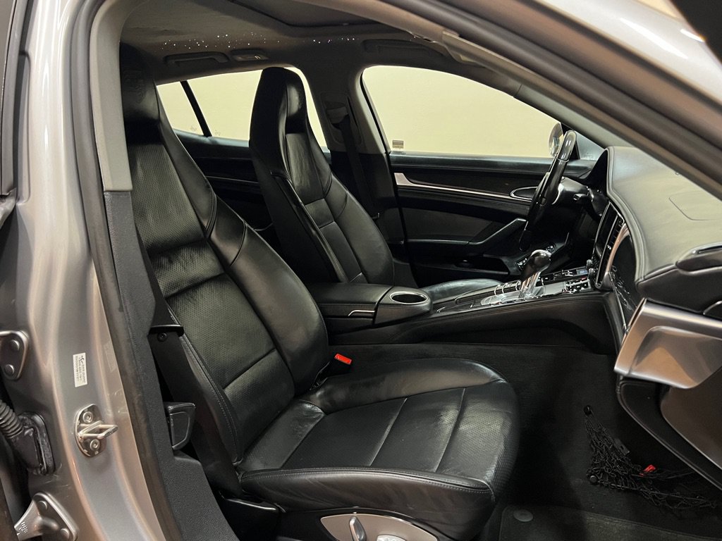 Used 2011 Porsche Panamera 4 AWD/4WD image 23