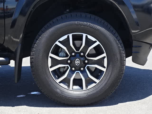 Certified 2020 Toyota Tacoma TRD Sport w/ Technology Package RWD image 8