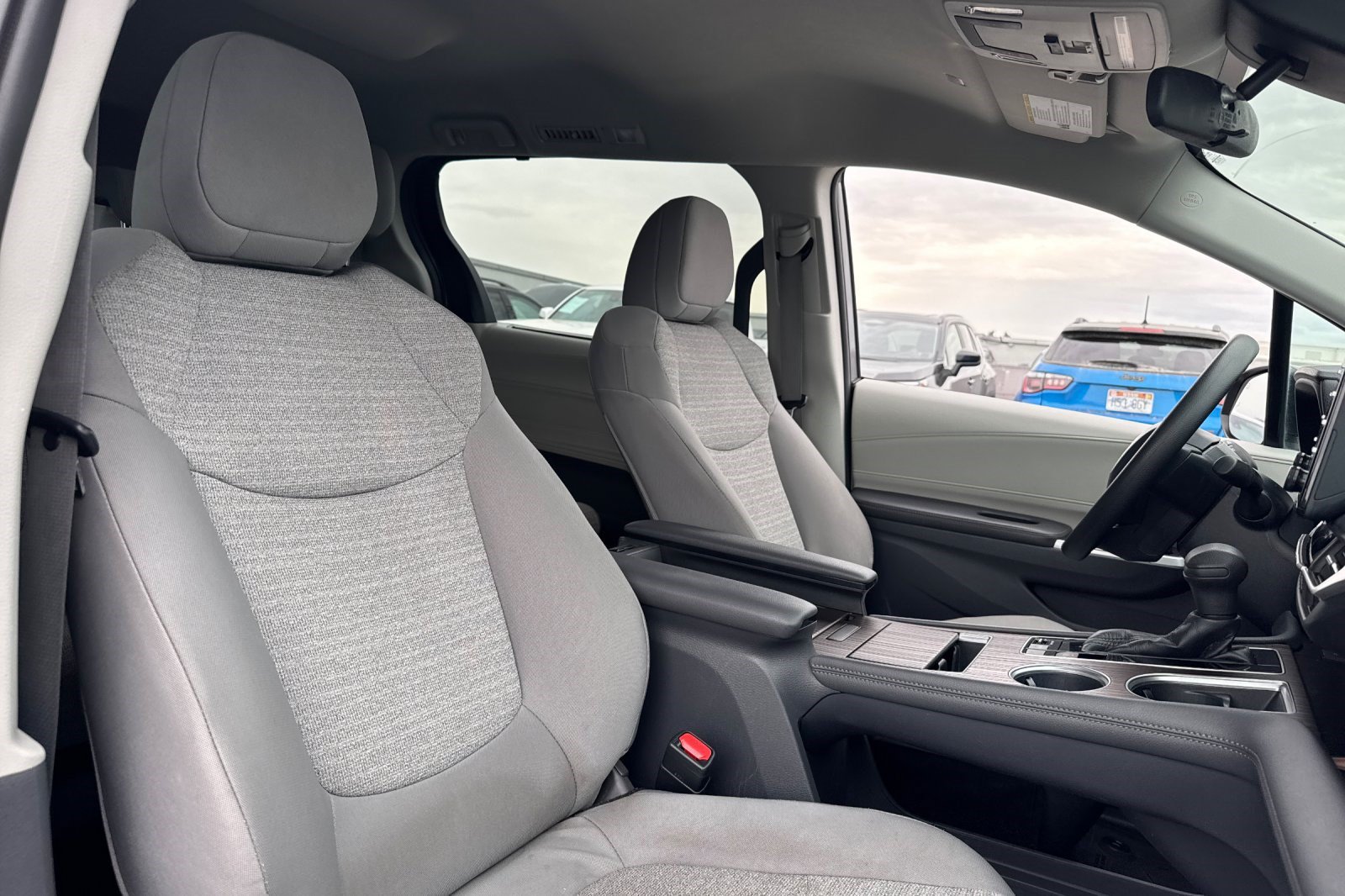 Certified 2021 Toyota Sienna LE FWD image 28