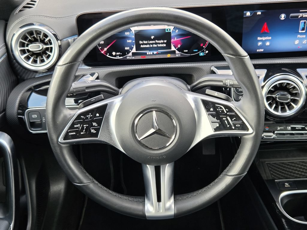 Used 2025 Mercedes-Benz CLA 250 4MATIC w/ Exclusive Package image 14