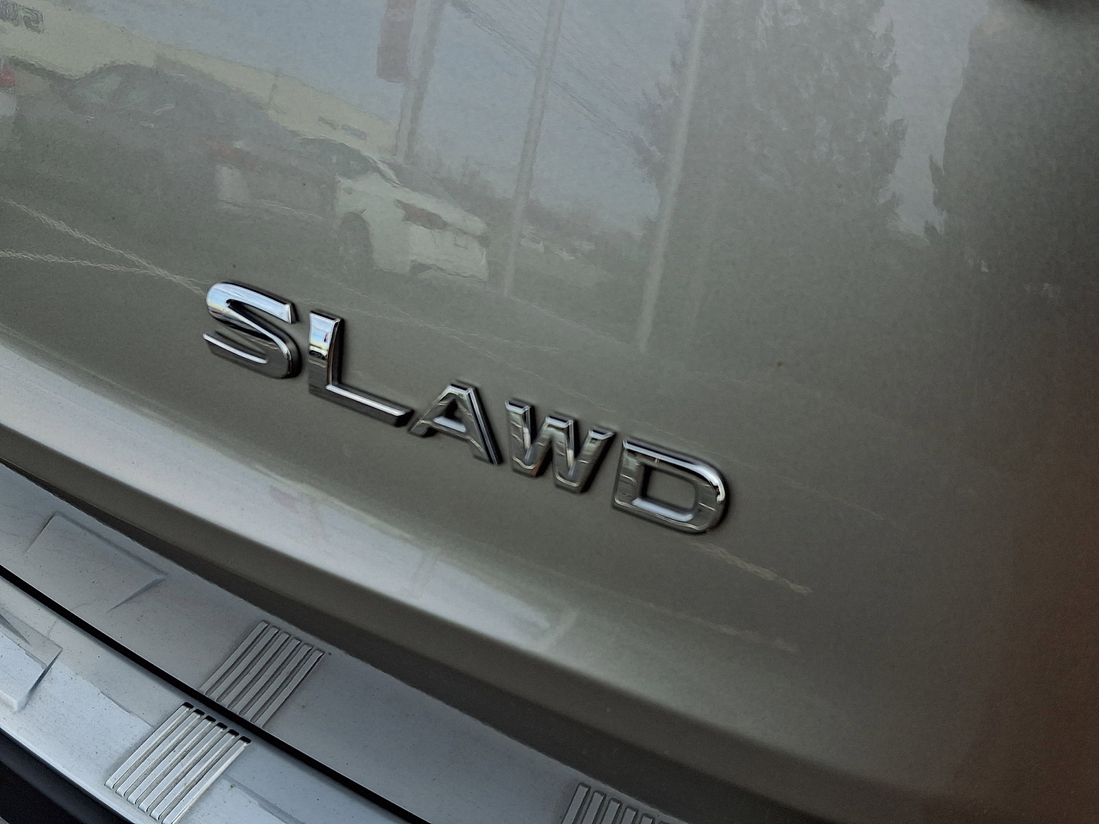 Certified 2023 Nissan Rogue SL AWD/4WD image 32