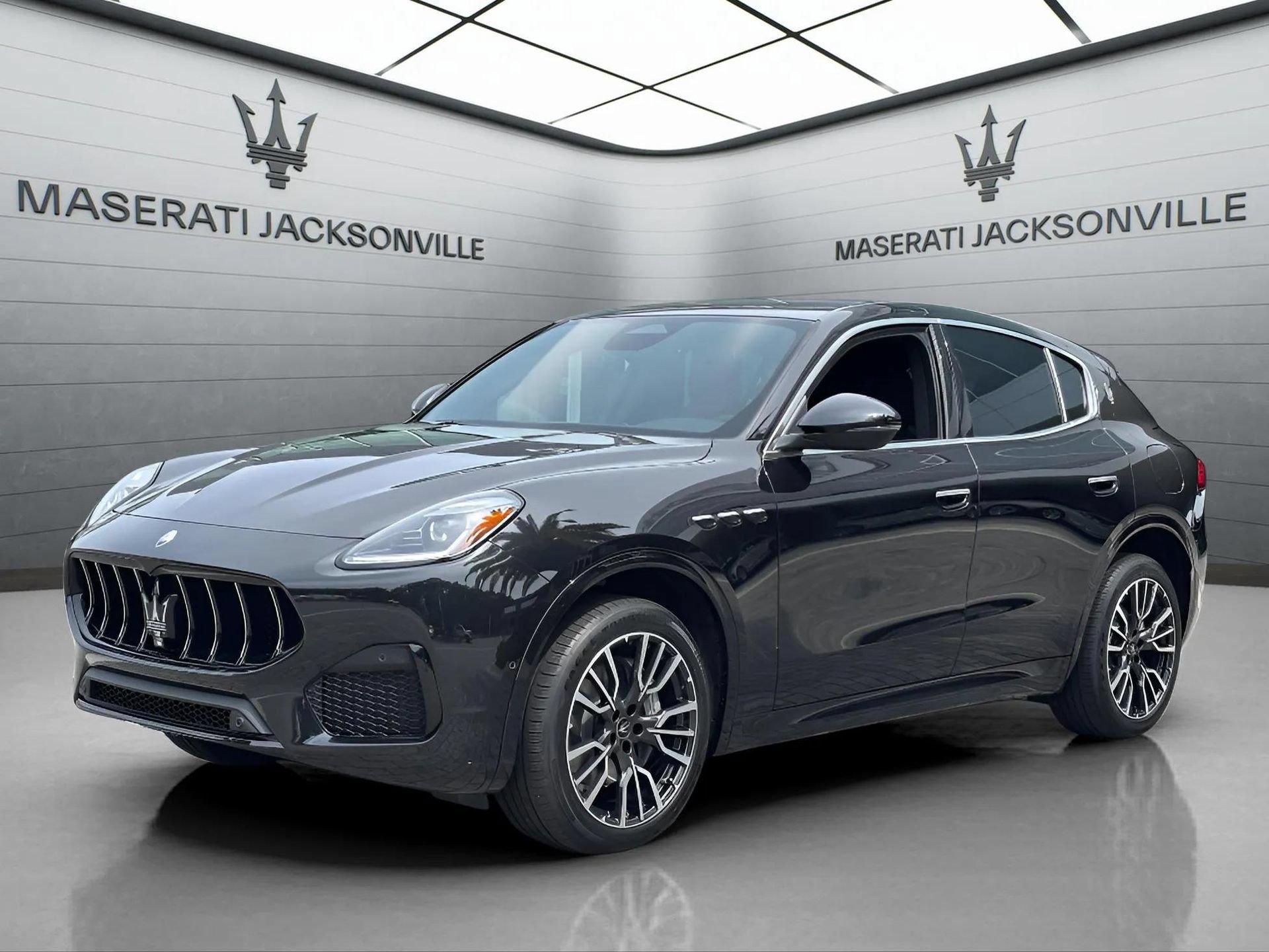 New 2025 Maserati Grecale Modena AWD/4WD image 11