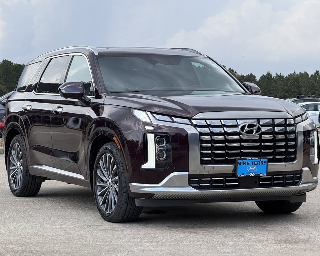 Used 2023 Hyundai Palisade Calligraphy w/ Cargo Package image 12