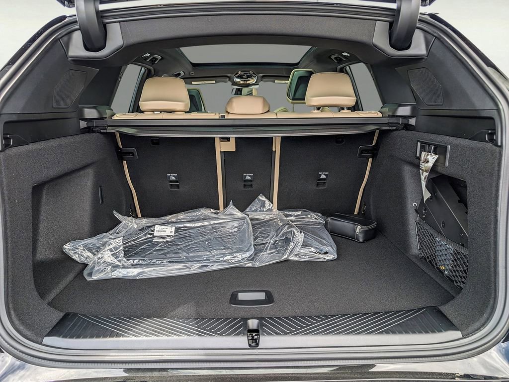 New 2025 BMW X3 xDrive30i w/ Convenience Package image 16