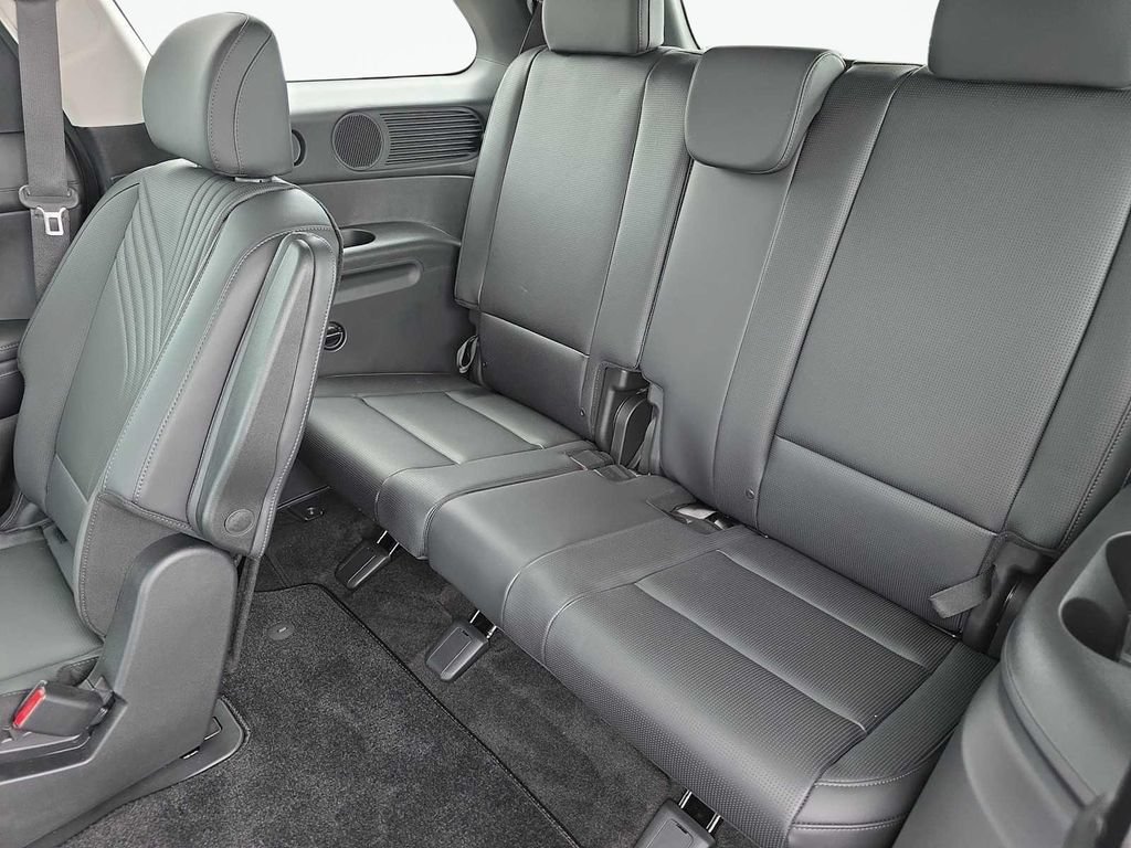 Certified 2026 Hyundai Palisade SEL FWD image 30