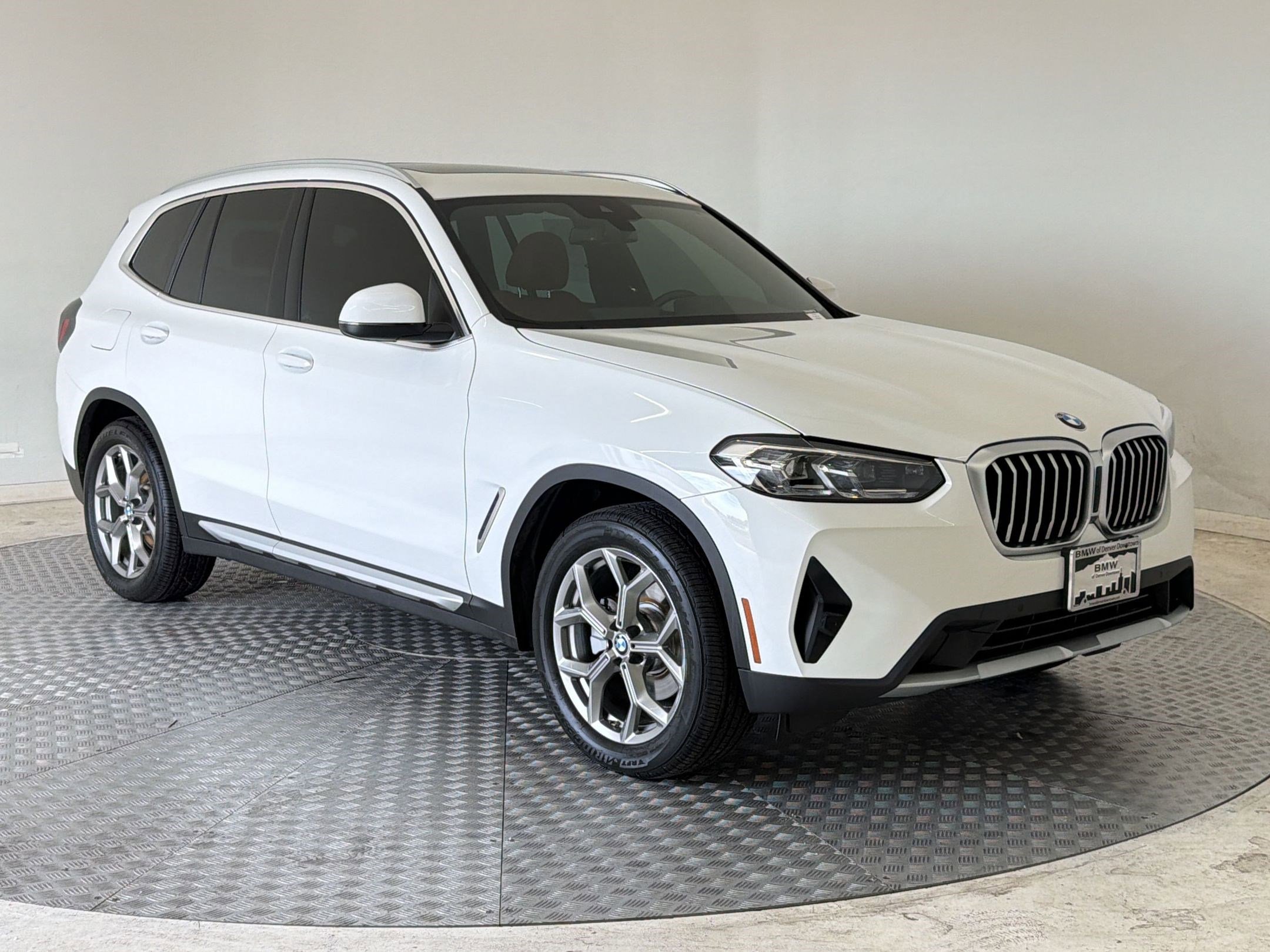 Used 2024 BMW X3 xDrive30i w/ Convenience Package AWD/4WD image 7