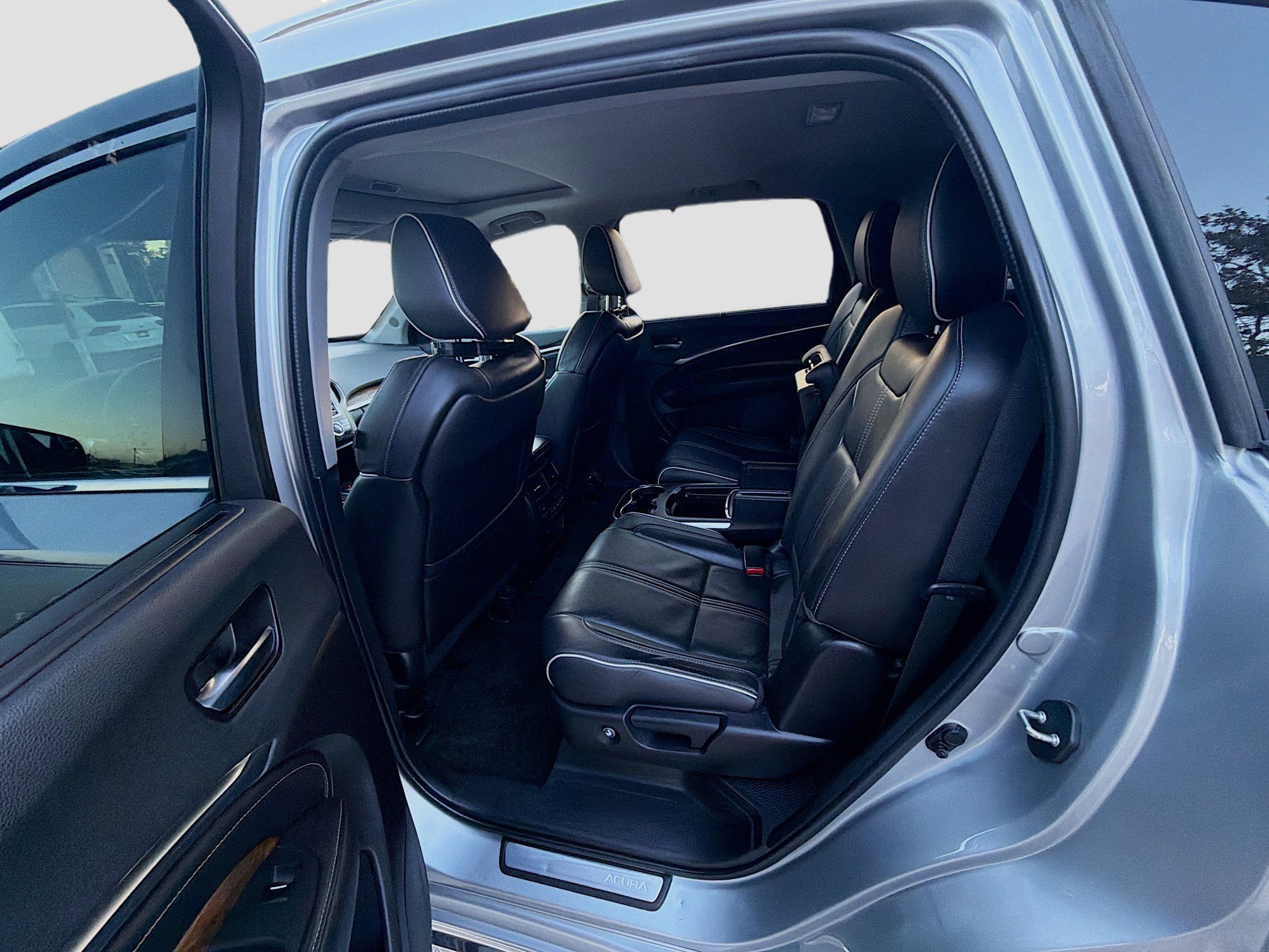 Used 2019 Acura MDX FWD w/ Advance Package image 24