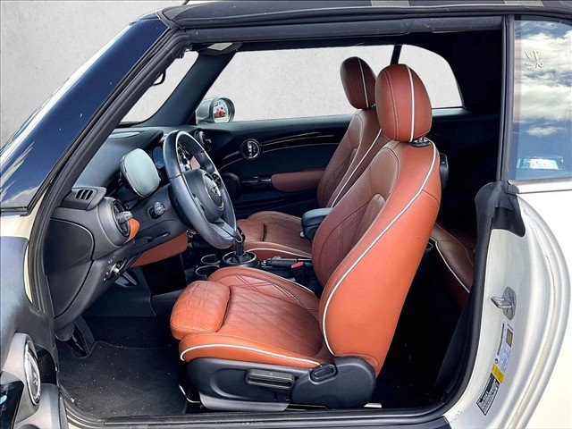 Used 2023 MINI Cooper Convertible w/ Signature Upholstery Package FWD image 26