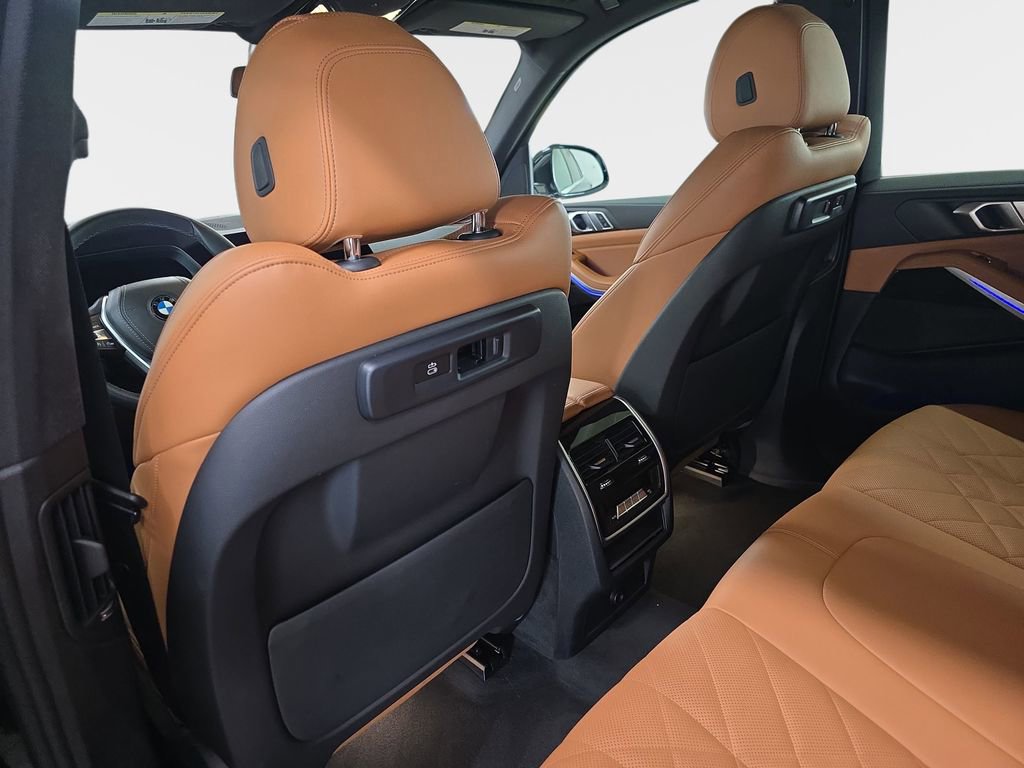 Used 2023 BMW X5 sDrive40i w/ Premium Package image 16