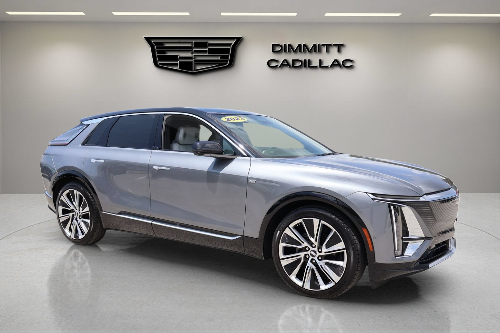 Certified 2023 Cadillac Lyriq 2WD image 3