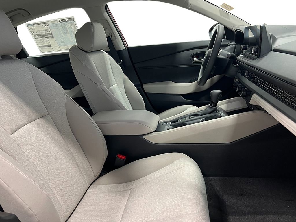 New 2025 Honda Accord LX image 31
