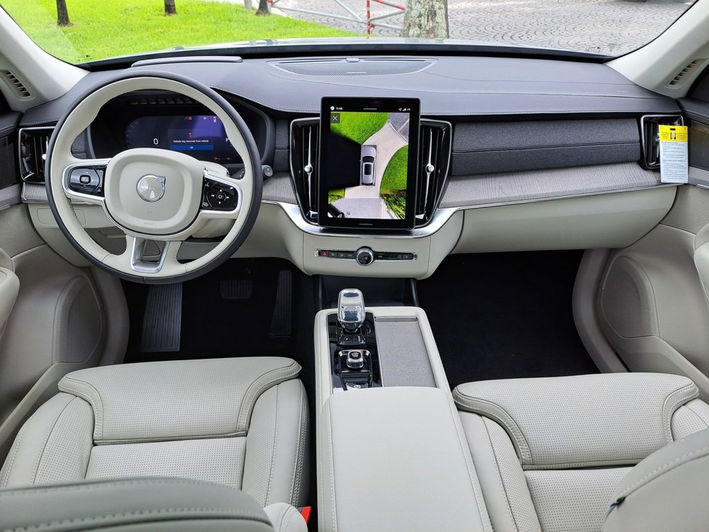 New 2026 Volvo XC90 B6 Ultra image 5
