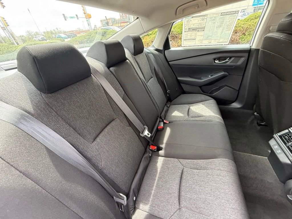 Used 2025 Honda Accord LX image 35