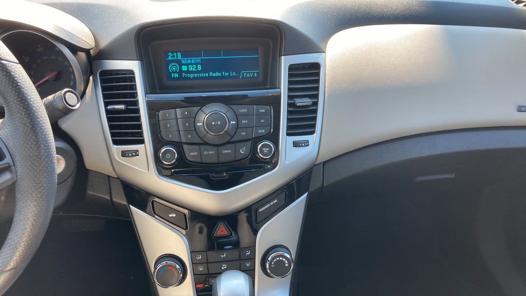 Used 2016 Chevrolet Cruze LS image 13